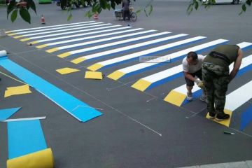 什么叫道路防滑標線-彩色防滑標線施工視頻講解 什么叫道路防滑標線-彩色防滑標線施工視頻講解